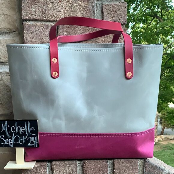 KMM & Co Pearl & Pink East West Panel Tote - Picture 4 of 7